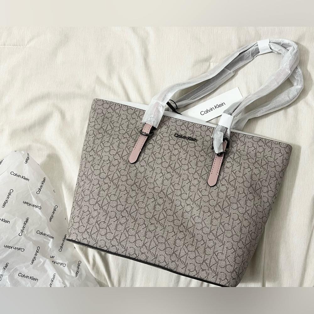 NWT Calvin Klein Tote Bag